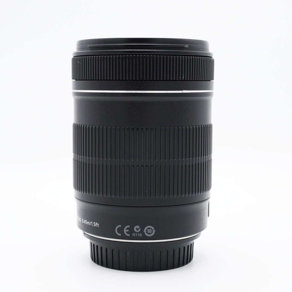 Canon EF-S 18-135mm f/3.5-5.6 IS   (состояние 4)