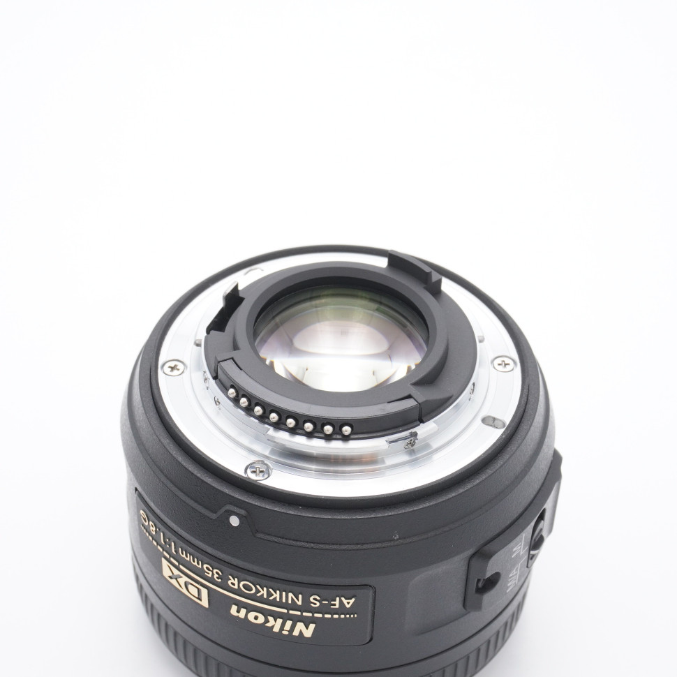 Nikkor AF-S 35mm f/1.8 G  (состояние 5-)