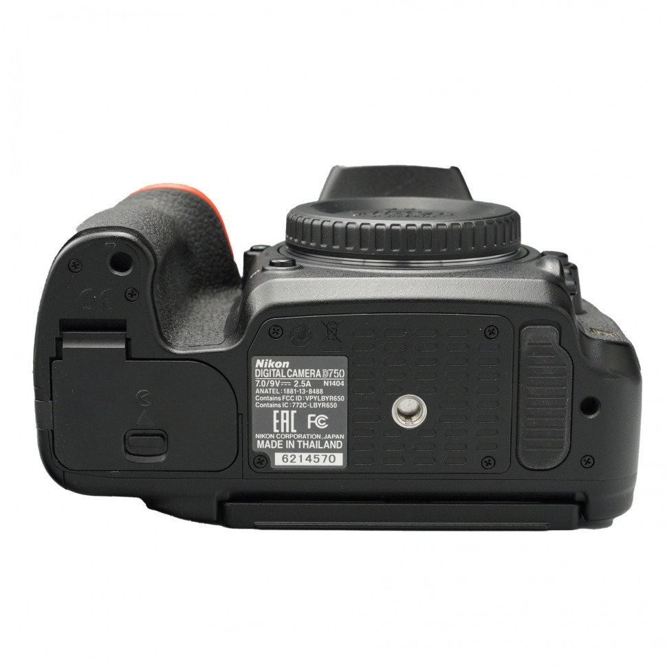 Nikon D750 (51.000 кадров)