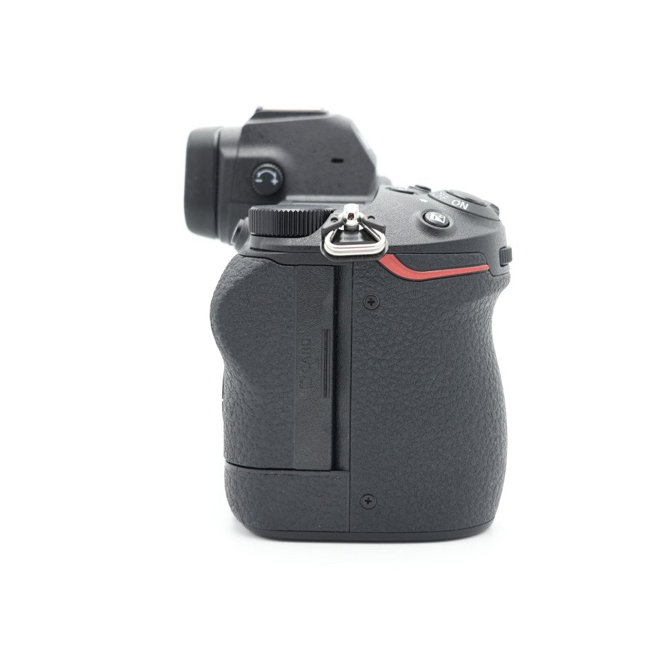 Nikon Z7 II (300 кадров)