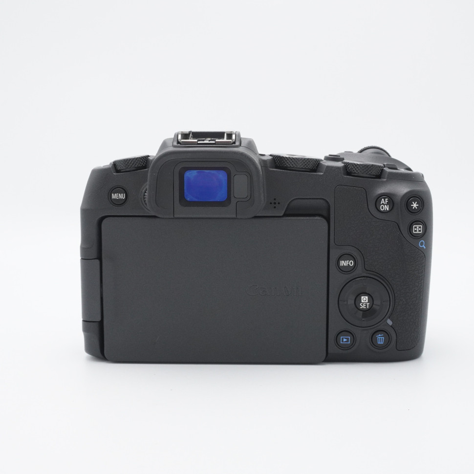 Canon EOS RP (6.000 кадров)