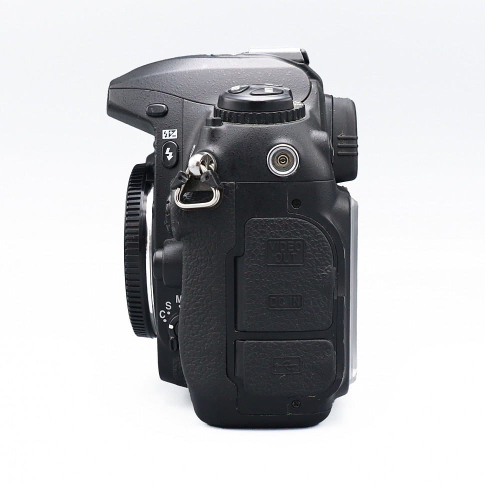 Nikon D200 (53.000 кадров)