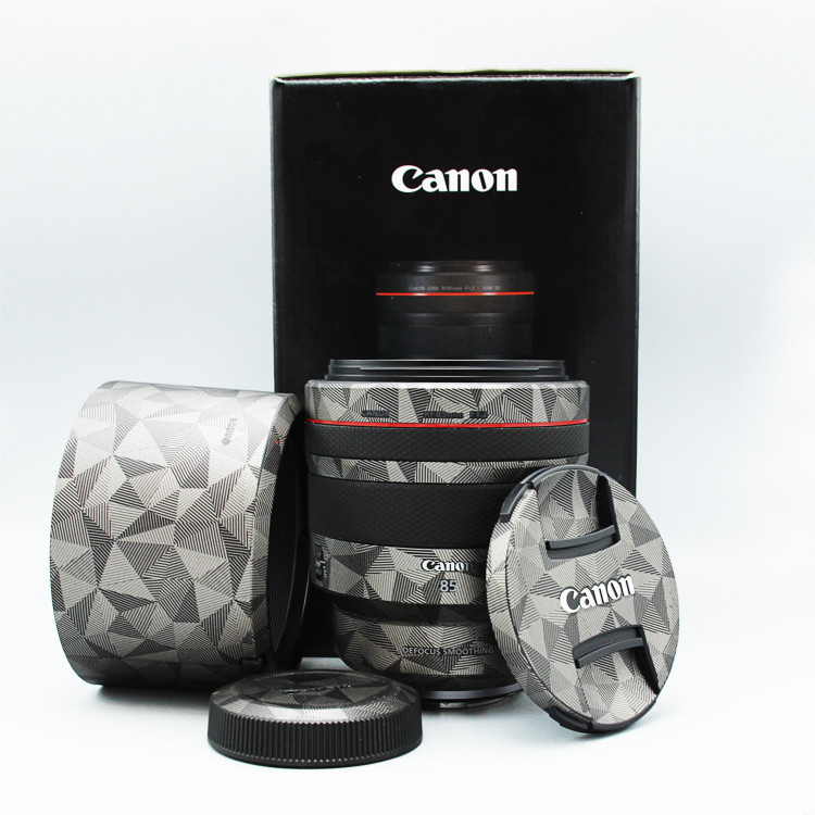 Canon RF 85mm f/1.2 L USM DS (like new)