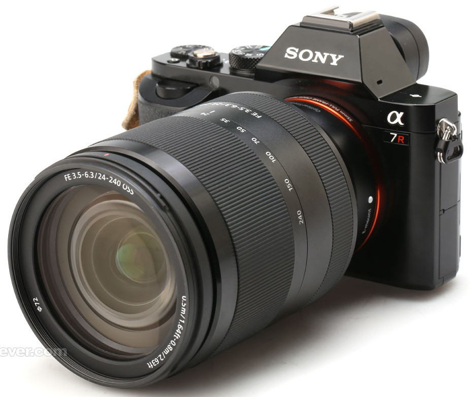 Объектив Sony FE 24-240mm f/3.5-6.3 OSS (SEL-24240)