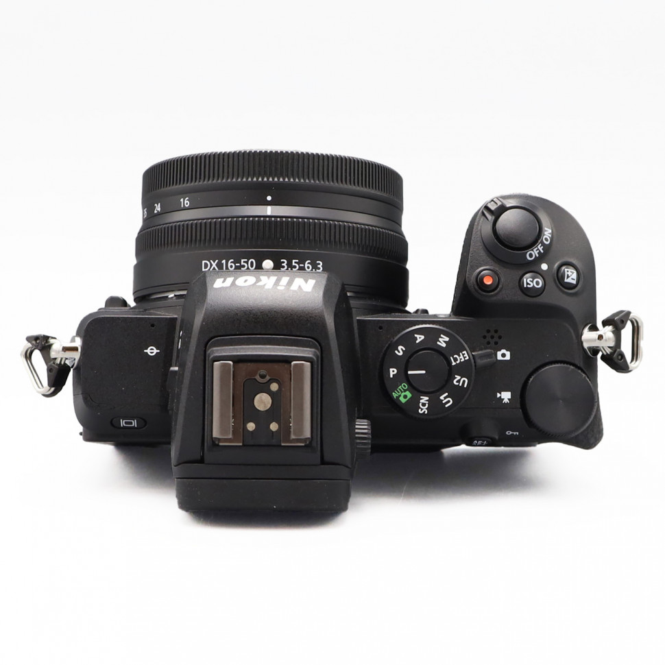 Nikon Z50 Kit 16-50mm f/3.5-6.3 (32500 кадров)