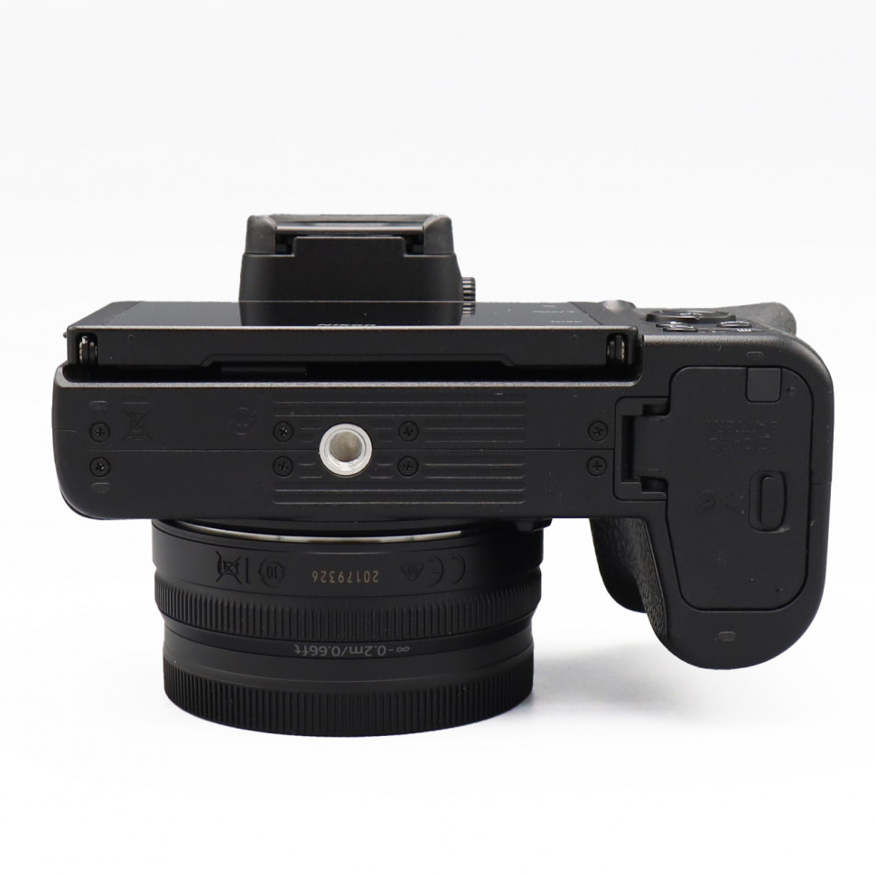 Nikon Z50 Kit 16-50mm f/3.5-6.3 (32500 кадров)
