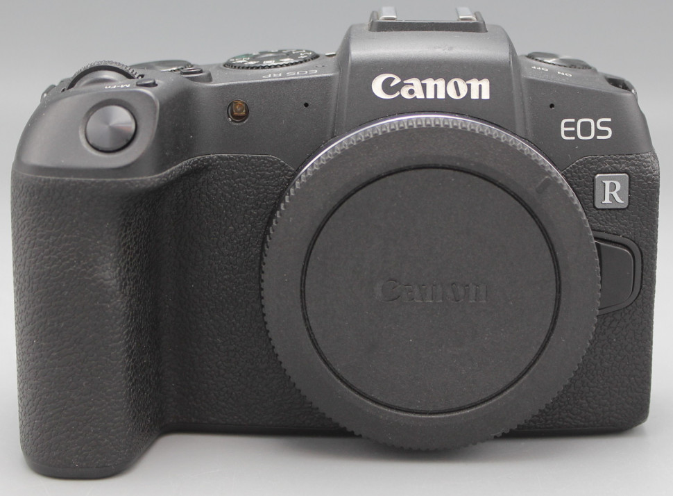 Canon EOS RP Body  (118000 кадров)