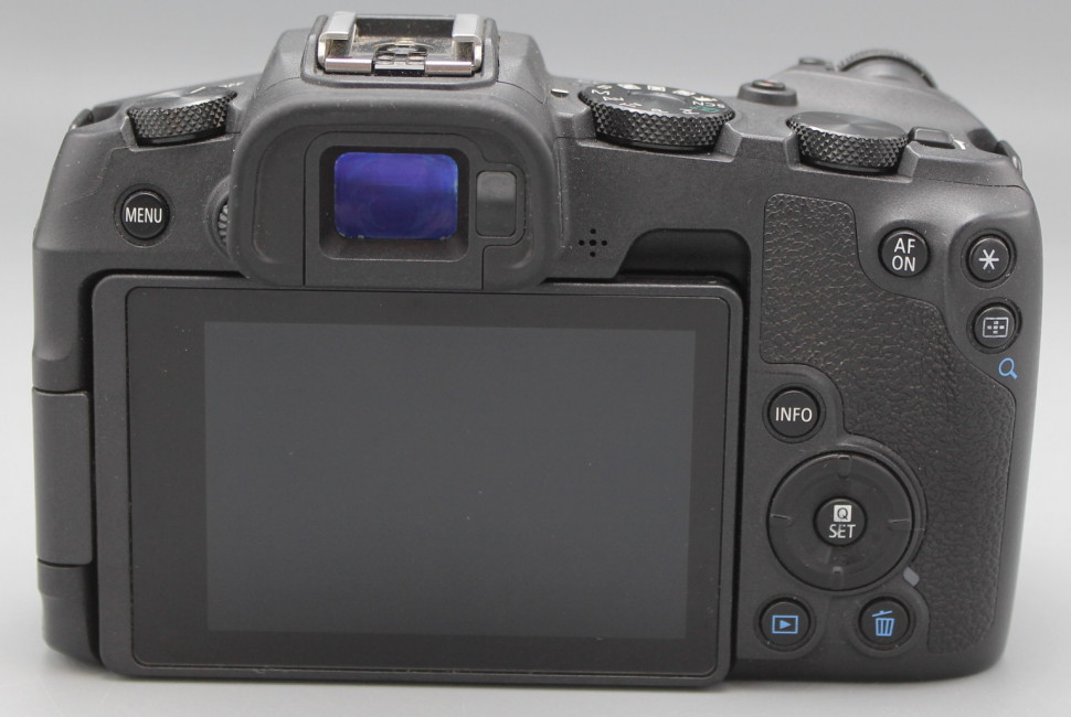 Canon EOS RP Body  (118000 кадров)