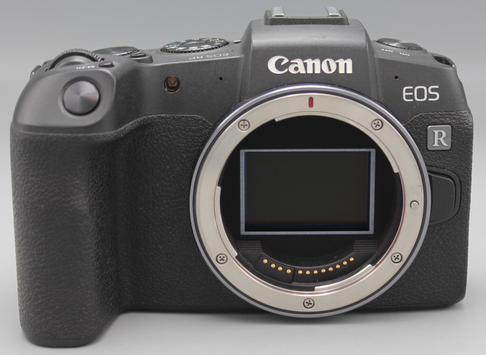 Canon EOS RP Body  (118000 кадров)