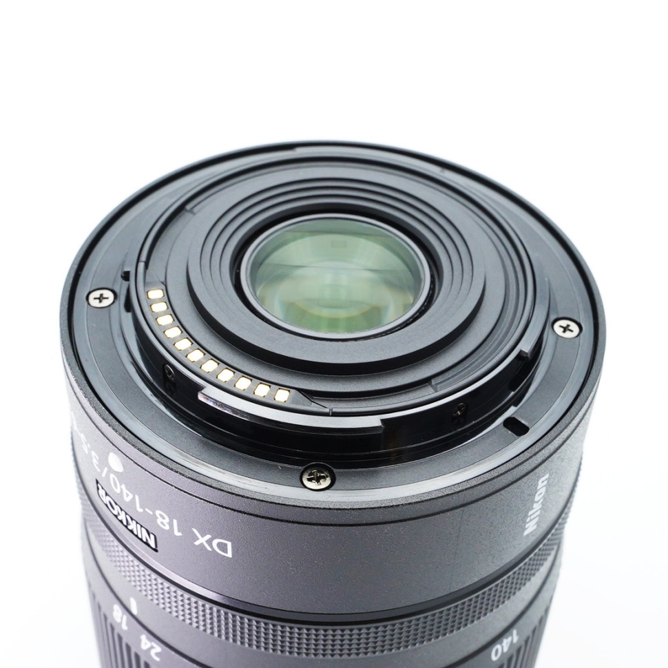 Nikkor Z DX 18-140mm f/3.5-6.3 VR (Like new)