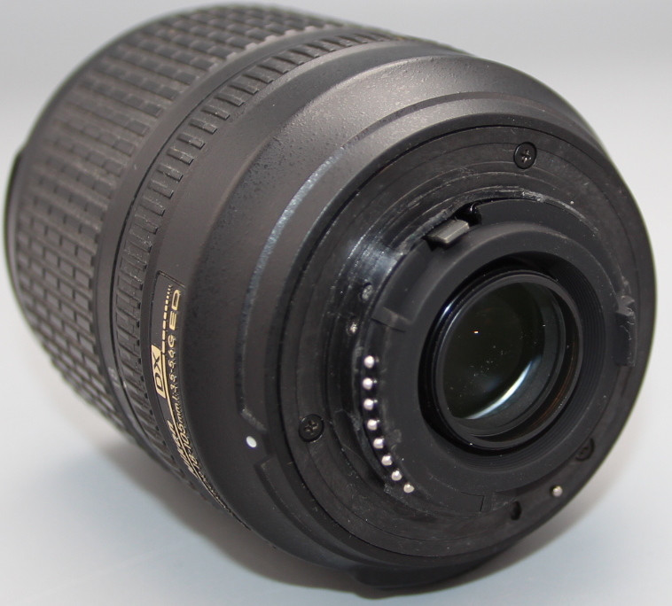 Nikon AF-S 18-105mm f/3.5-5.6 G ED DX VR (состояние 2)