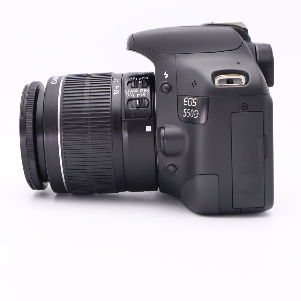 Canon EOS 550D Kit EF-S 18-55mm IS II (10.000 кадров)