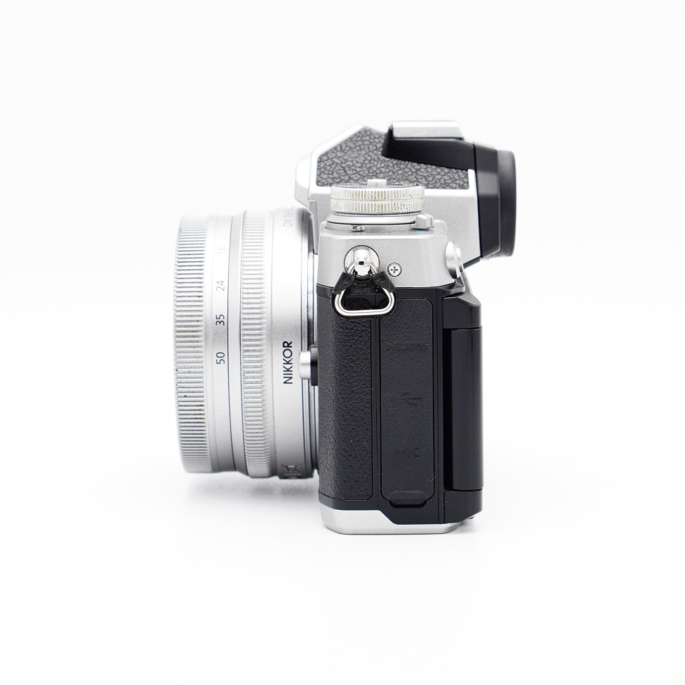Nikon Zfc kit 16-50mm VR (6350 кадров)