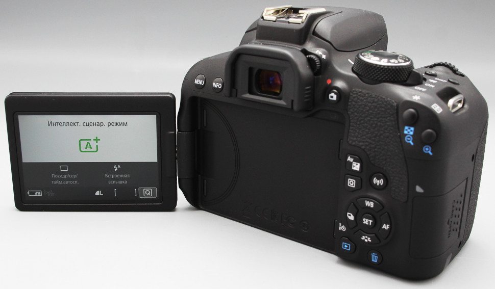 Canon EOS 800D (24 кадра)
