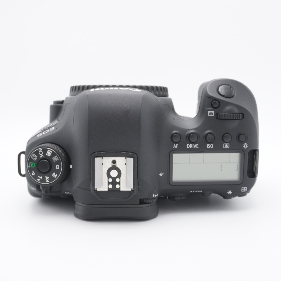 Canon EOS 6D Mark II  (61000 кадров)