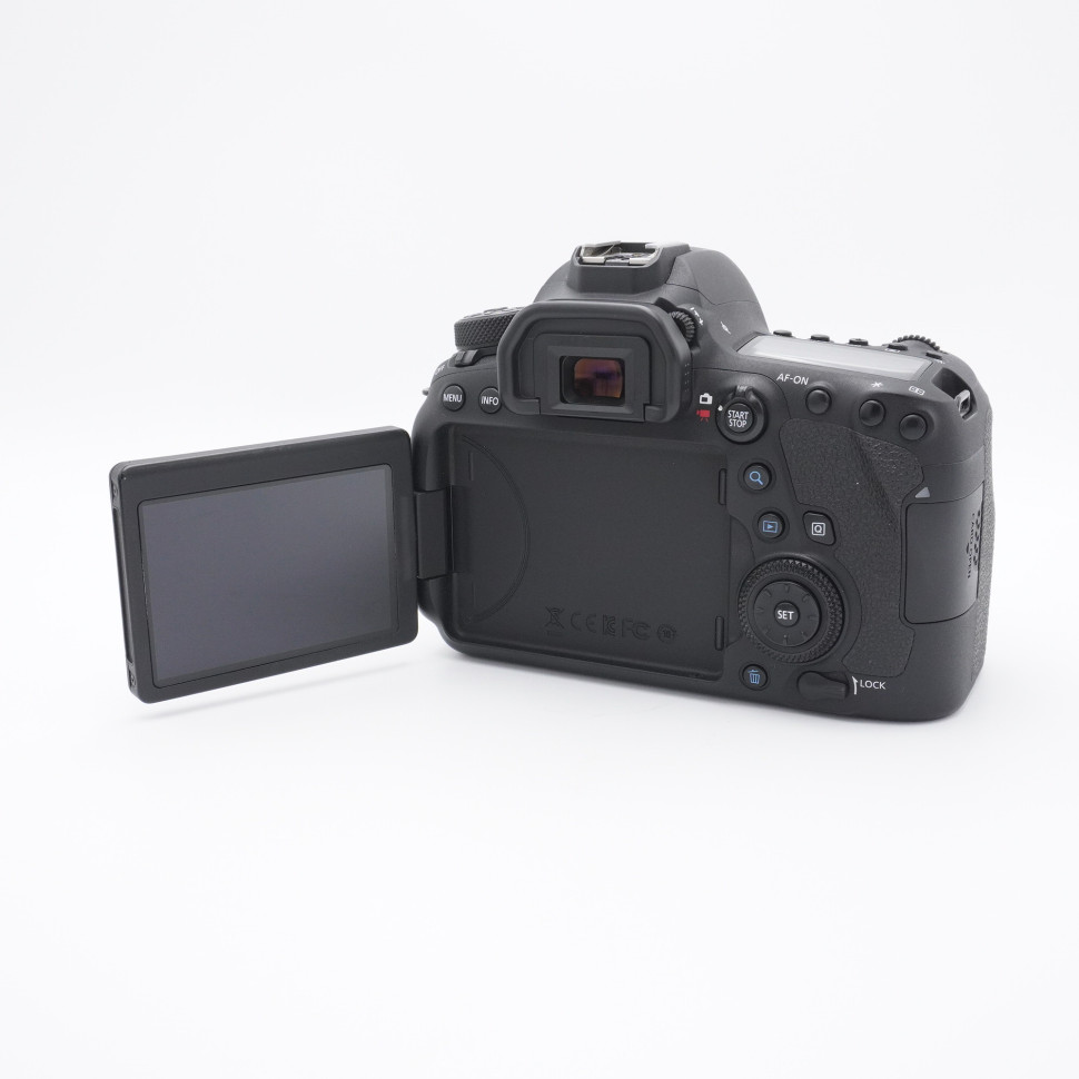 Canon EOS 6D Mark II  (61000 кадров)