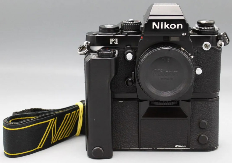 Nikon F3 HP + MD-4