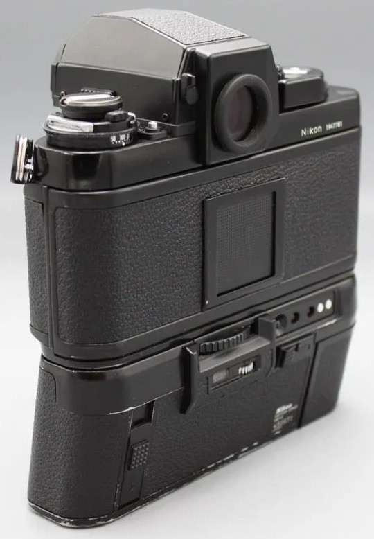 Nikon F3 HP + MD-4