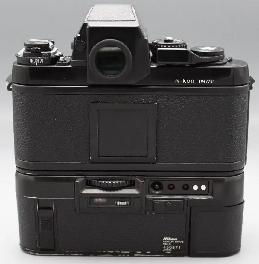 Nikon F3 HP + MD-4