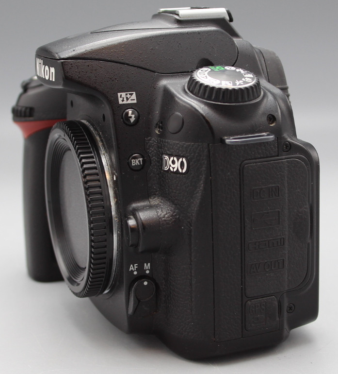 Nikon D90 (41.000 кадров)