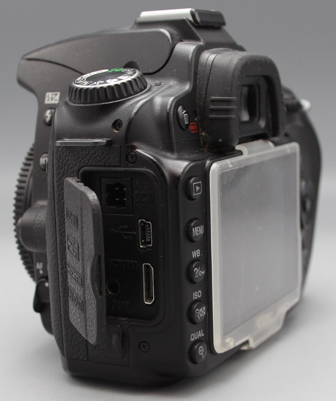 Nikon D90 (41.000 кадров)