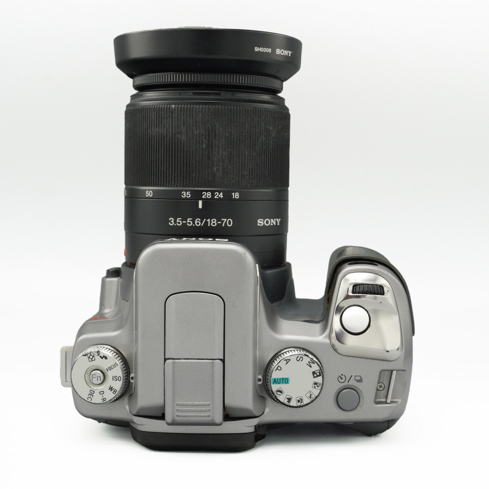 Sony DSLR-A100 Kit DT 18-70mm (состояние 4-)