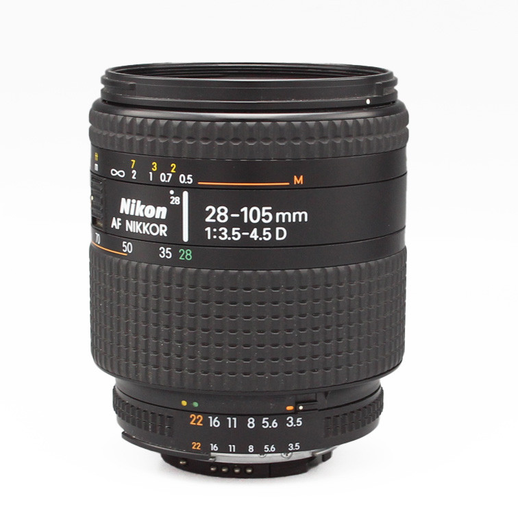 Nikkor 28-105mm f/3.5-4.5 D (состояние 5-)