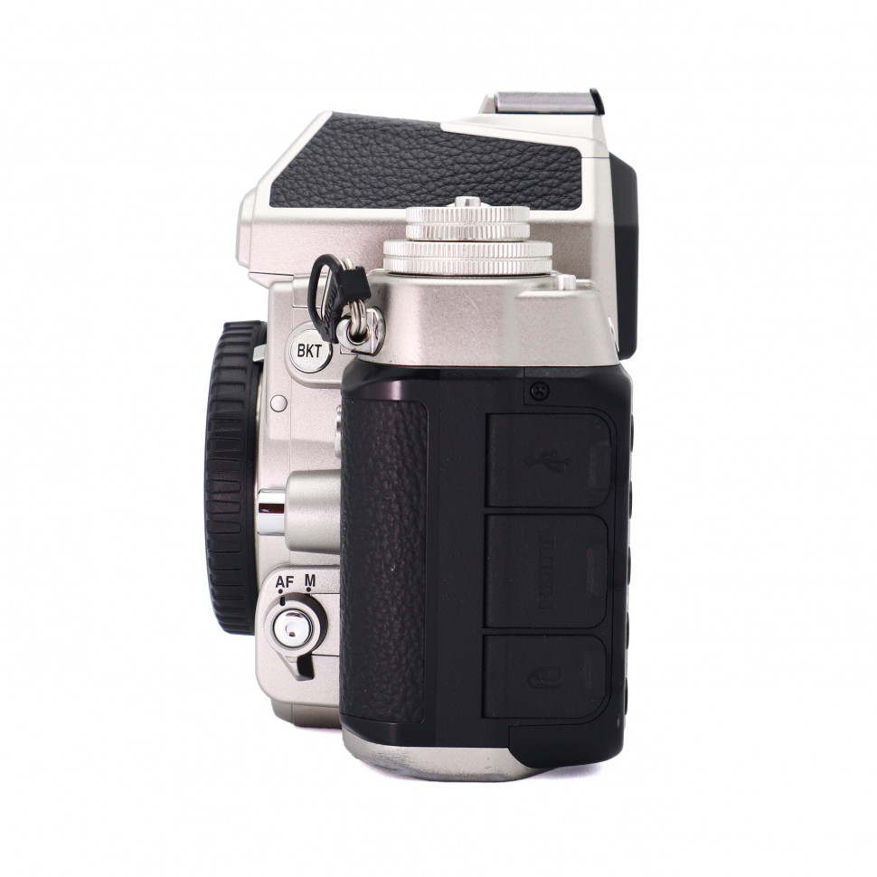 Nikon Df body (30.400 кадров)