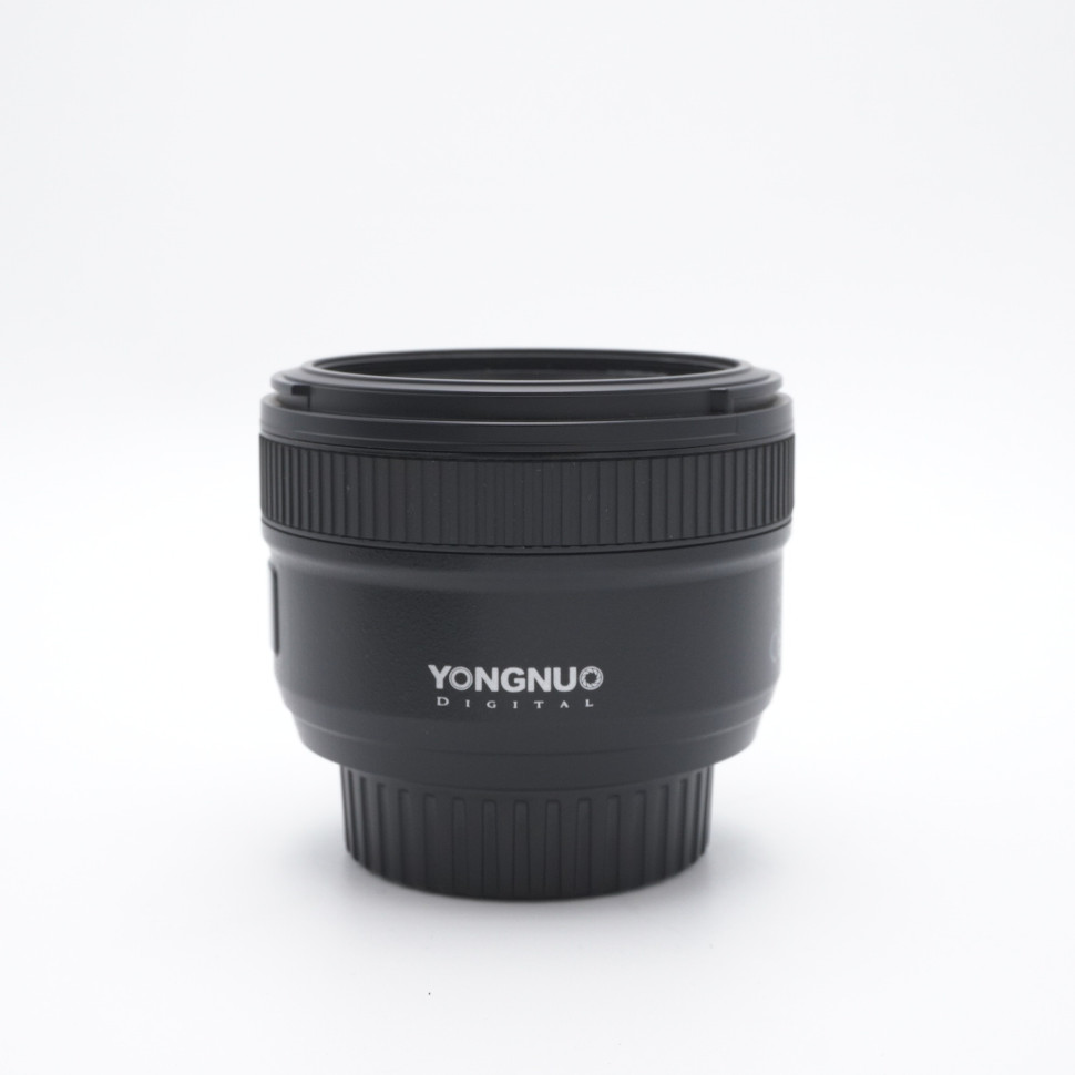 Yongnuo 50mm f/1.8 Nikon F (состояние 5-)