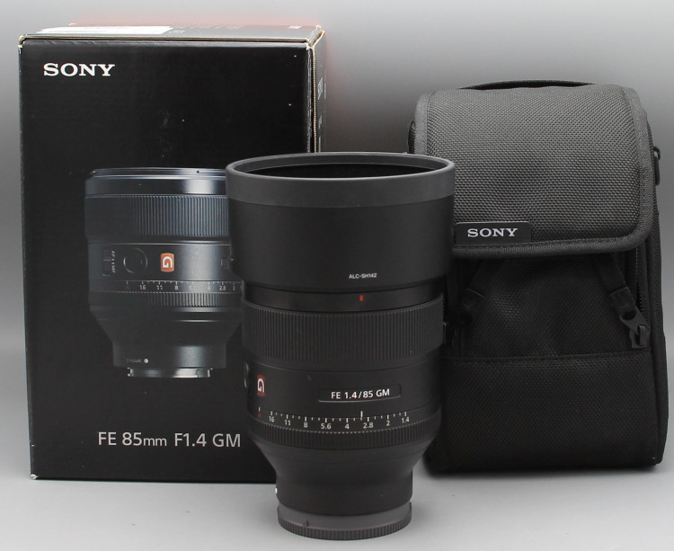 Sony FE 85mm f/1.4 GM (like new)