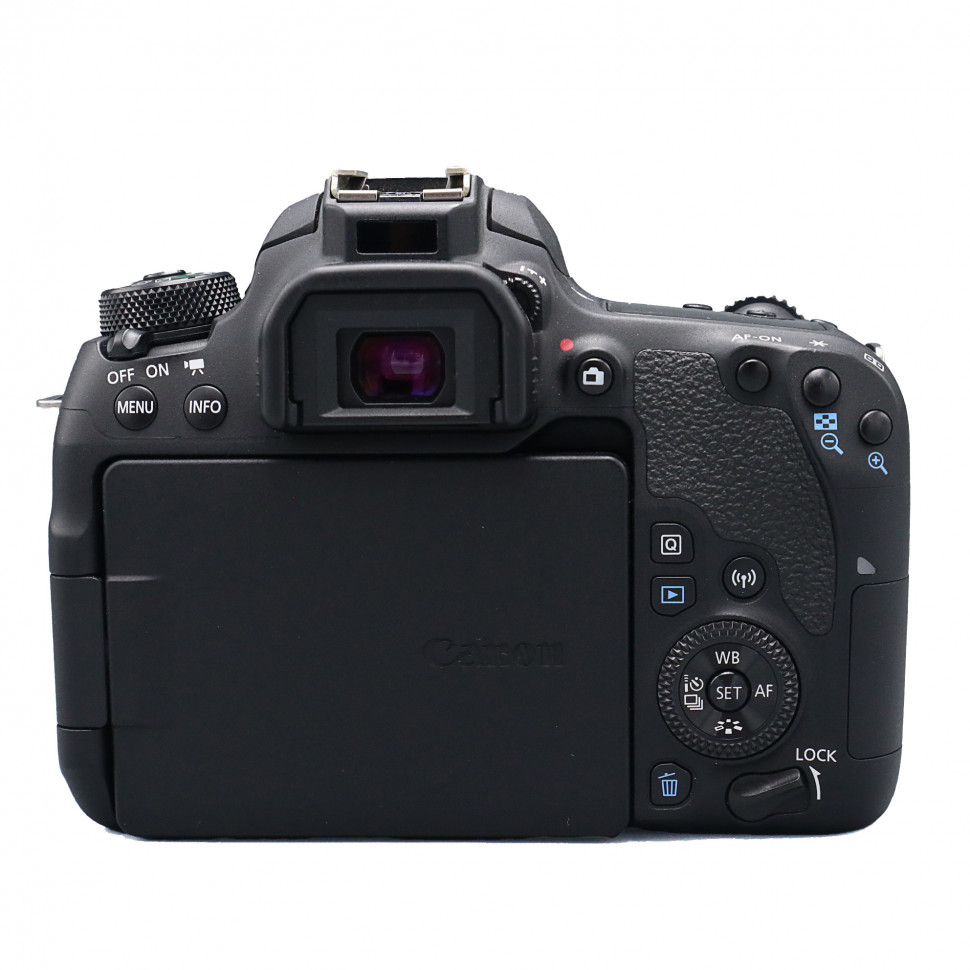 Canon EOS 77D (43.000 кадров)