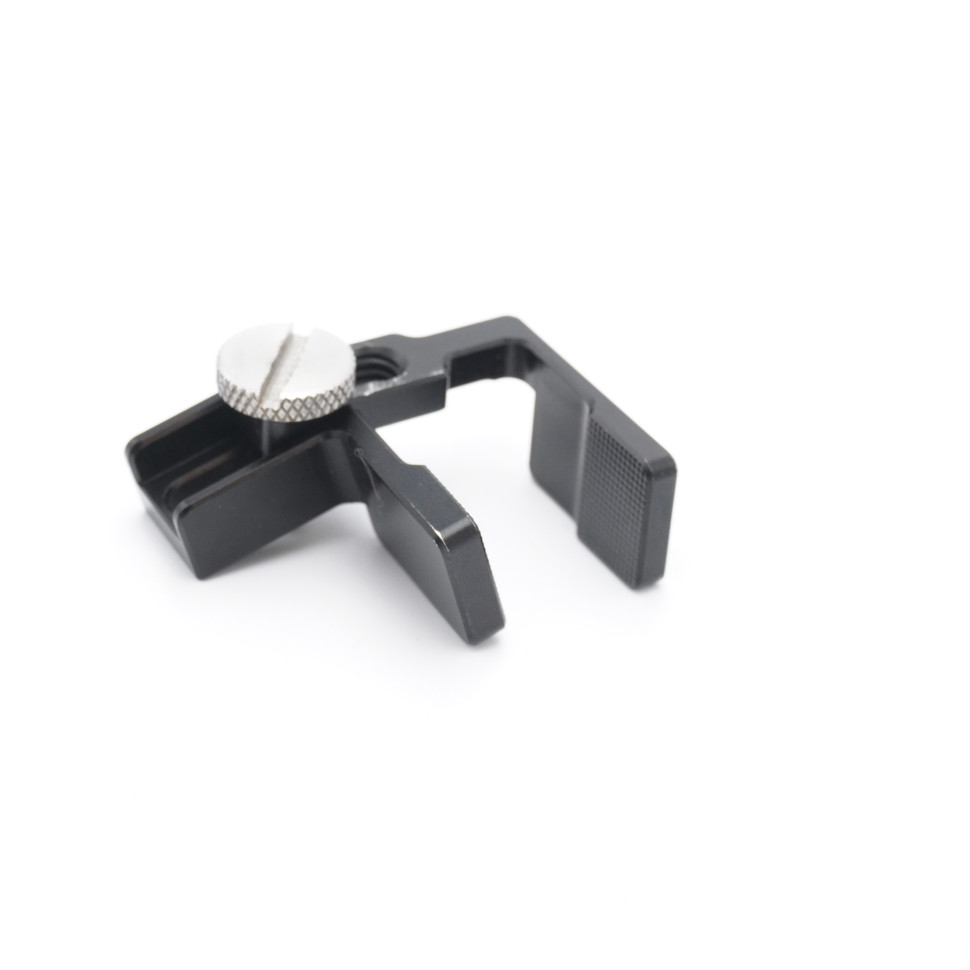 Зажим для кабеля SmallRig HDMI Cable Clamp 1822 (состояние 5)