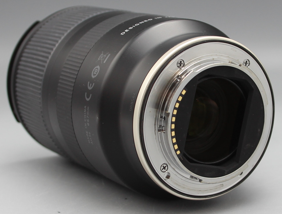 Tamron 28-75mm f/2.8 Di III RXD Sony FE  (состояние 5)