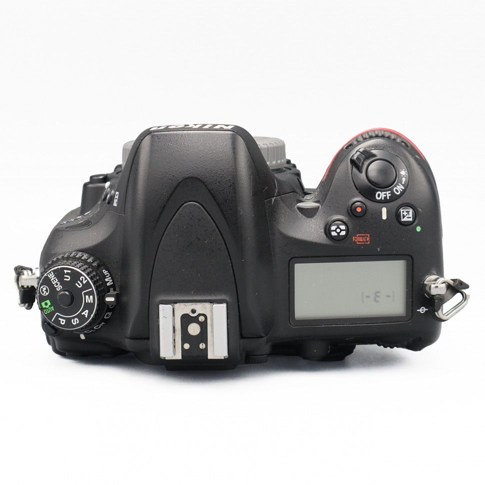 Nikon D600 body (140200 кадров)