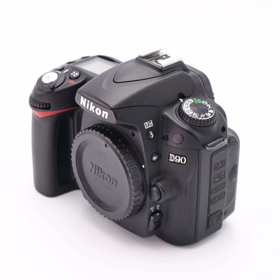 Nikon D90 (4.000 кадров)