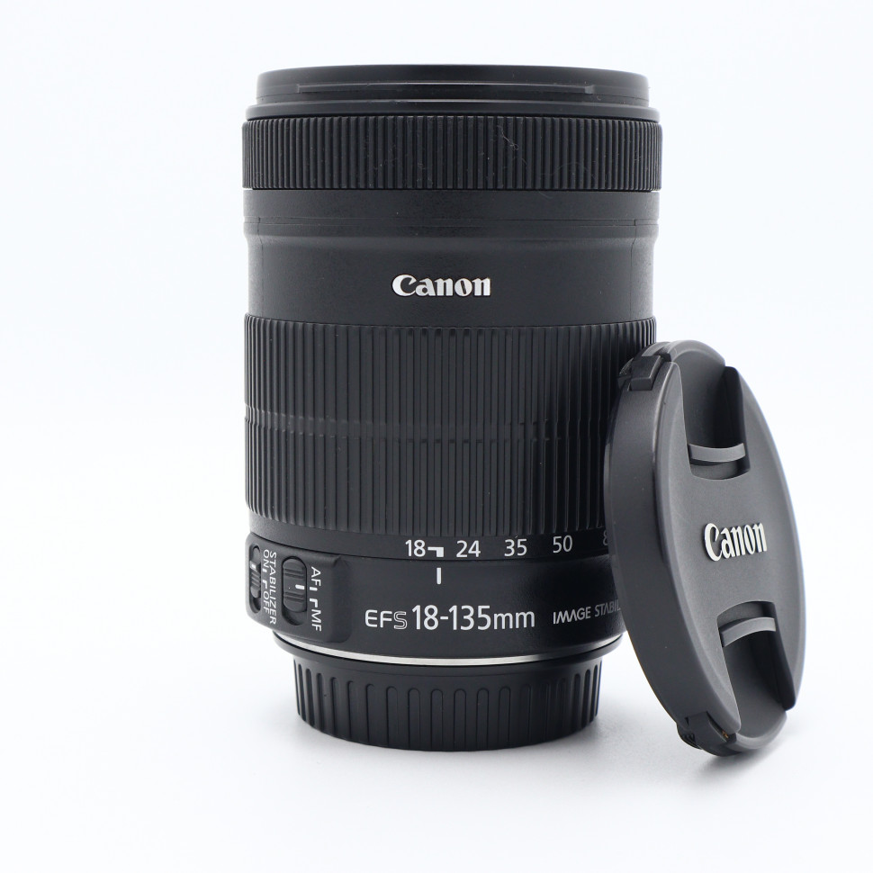 Canon EF-S 18-135mm f/3.5-5.6 IS  (состояние 4)