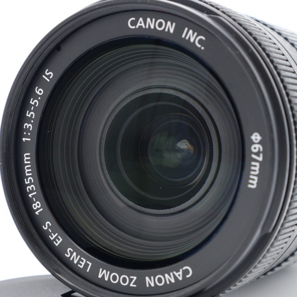 Canon EF-S 18-135mm f/3.5-5.6 IS  (состояние 4)