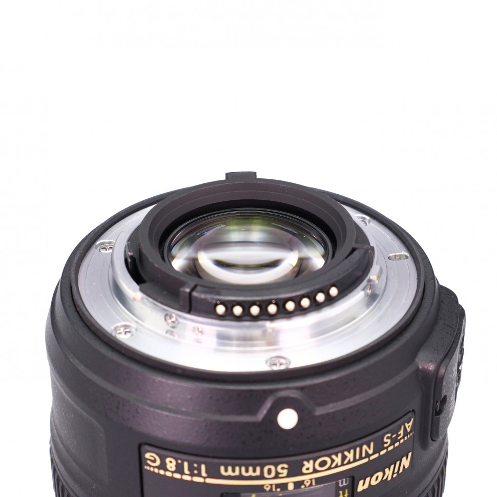 Nikon AF-S 50mm f/1.8G (состояние 5)