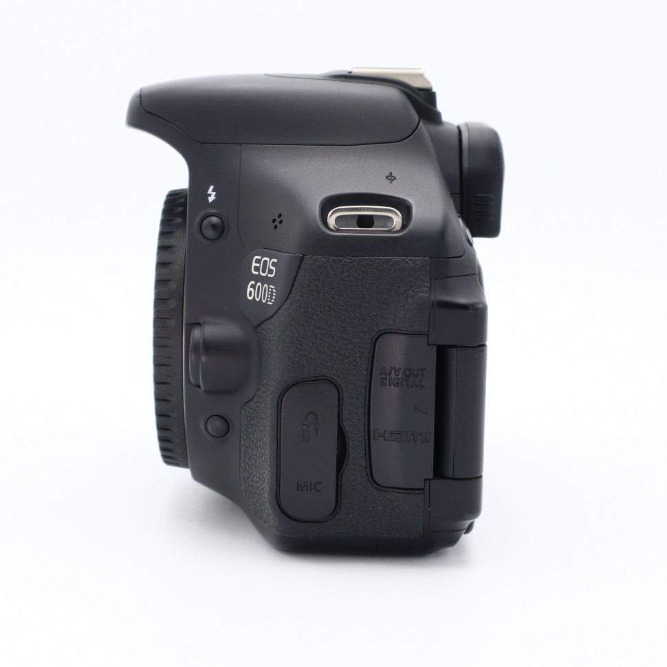 Canon EOS 600D (17.900 кадров)