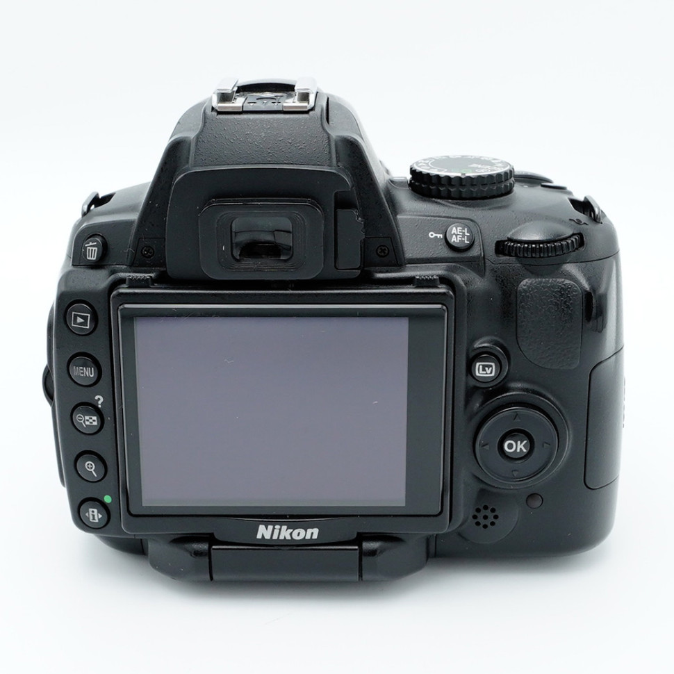Nikon D5000 Kit AF-S 18-55mm VR (10.000 кадров)