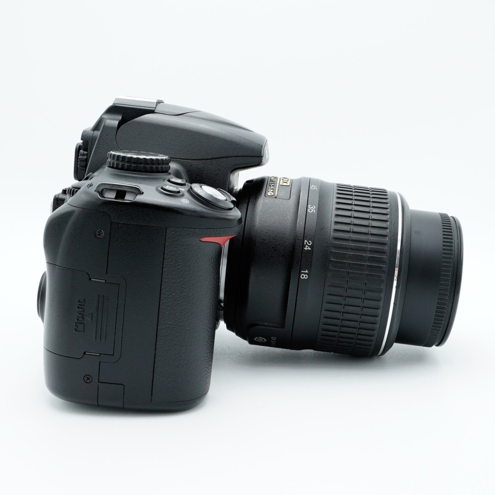 Nikon D5000 Kit AF-S 18-55mm VR (10.000 кадров)