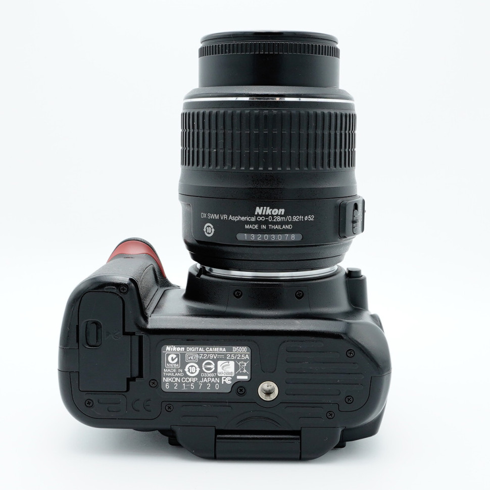Nikon D5000 Kit AF-S 18-55mm VR (10.000 кадров)