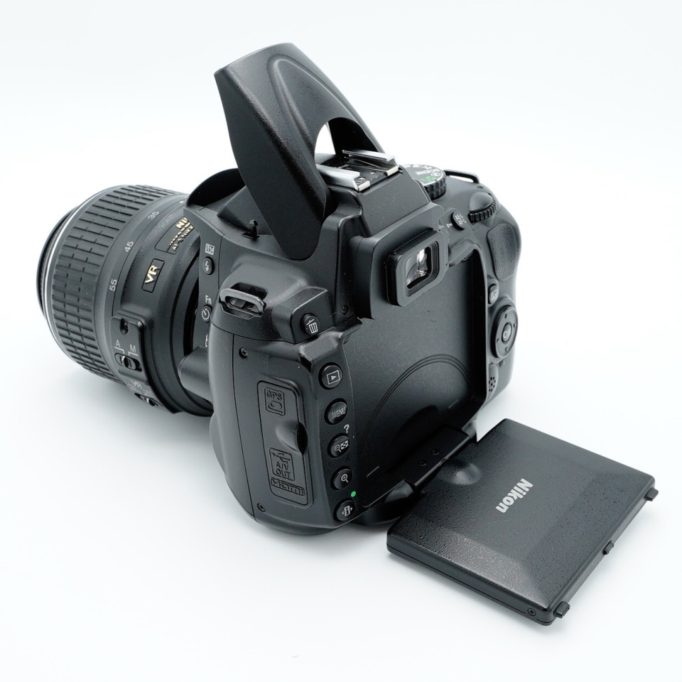 Nikon D5000 Kit AF-S 18-55mm VR (10.000 кадров)