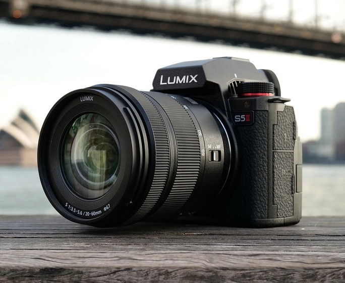 Panasonic Lumix DC-S5 II Kit 20-60mm (витринный экземпляр)