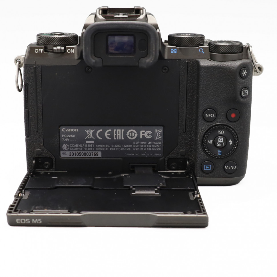 Canon EOS M5 Kit 18-45mm (состояние 4)