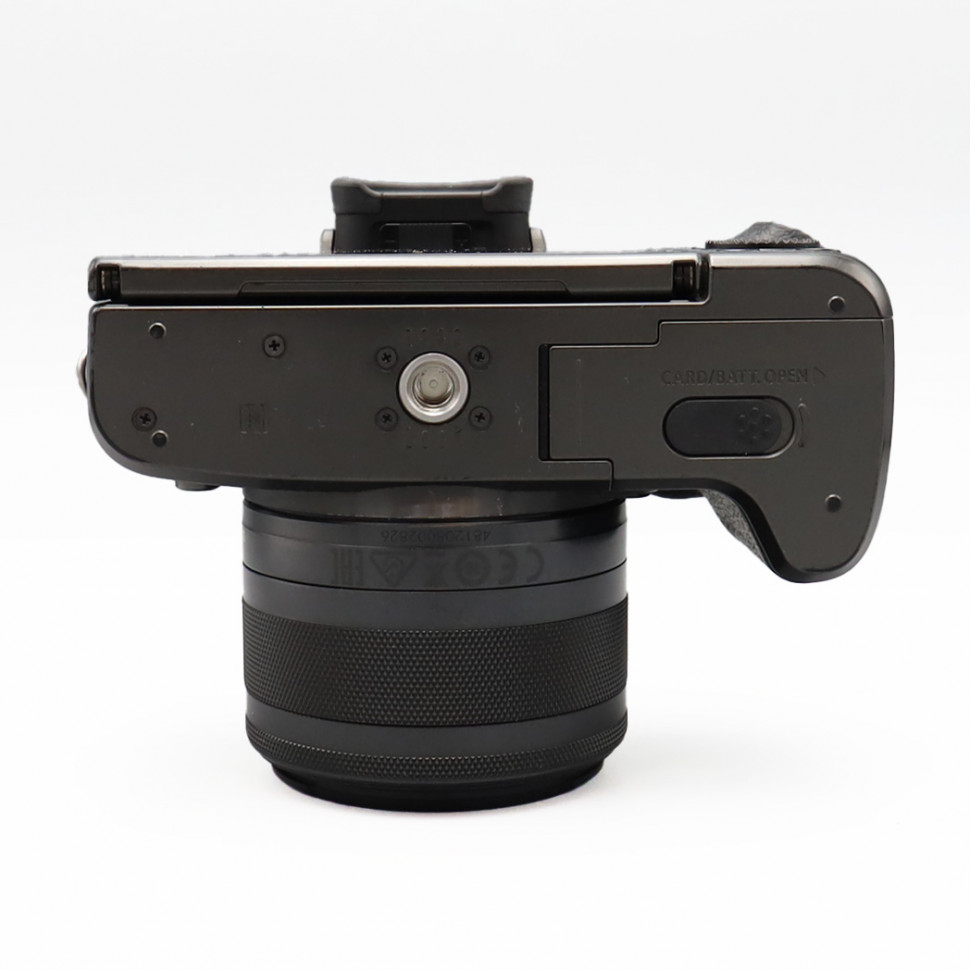 Canon EOS M5 Kit 18-45mm (состояние 4)