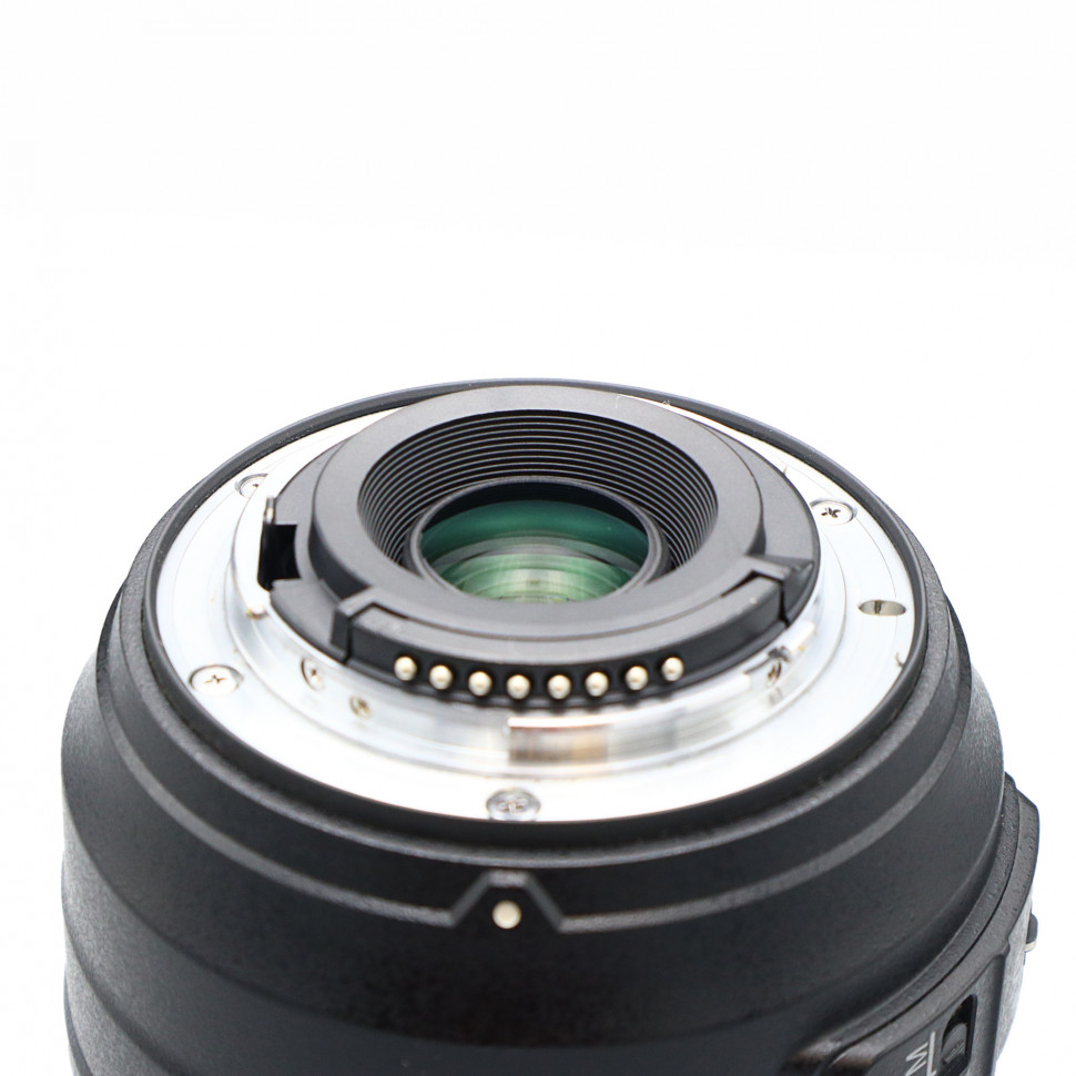 Объектив Nikkor AF-S 55-300mm f/4.5-5.6G ED VR