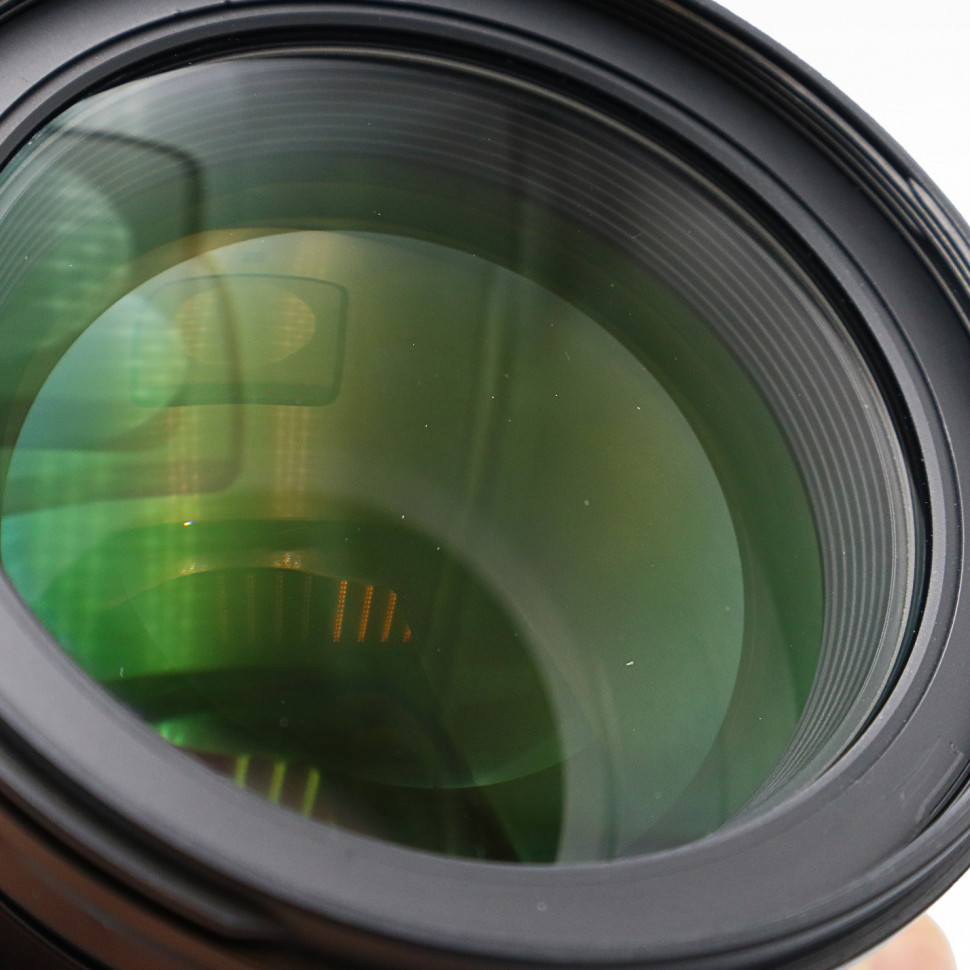 Nikon 28-300mm f/3.5-5.6G ED VR AF-S (состояние 5-)