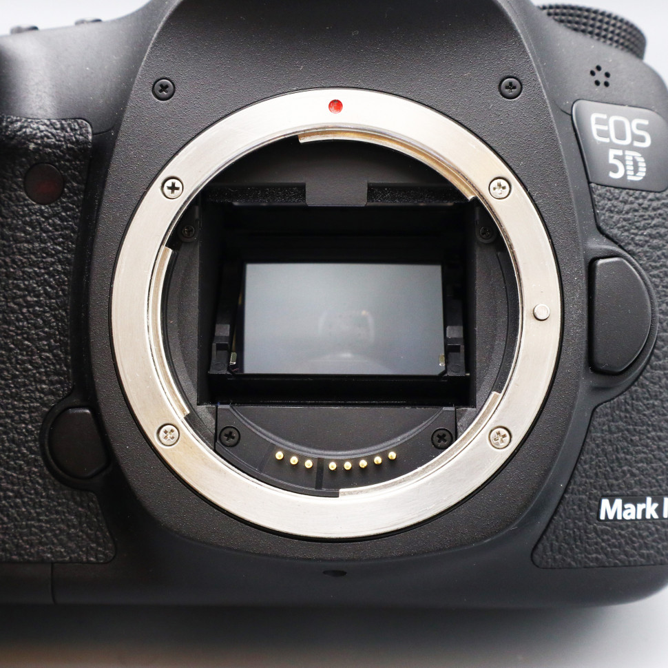 Canon EOS 5D Mark III (12700 кадров)
