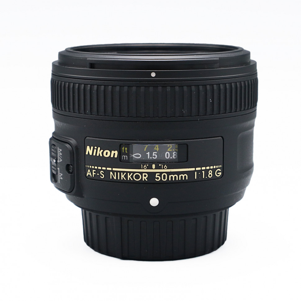 Nikon AF-S 50mm f/1.8G (состояние 5-)